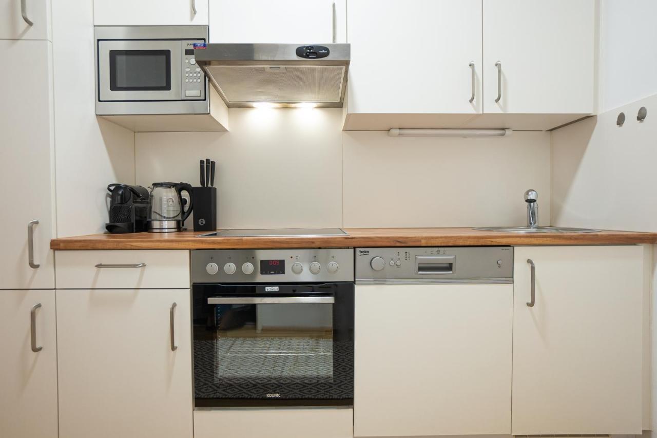 Bright 3-Room Apartment With A King-Size Bed Viyana Dış mekan fotoğraf