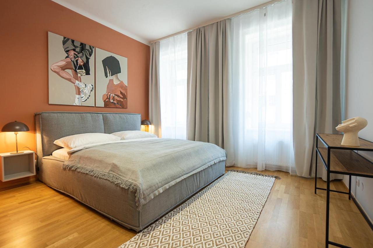 Bright 3-Room Apartment With A King-Size Bed Viyana Dış mekan fotoğraf